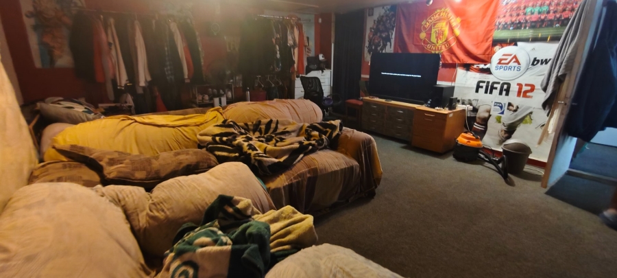 4 Bedroom Property for Sale in Strandfontein Western Cape